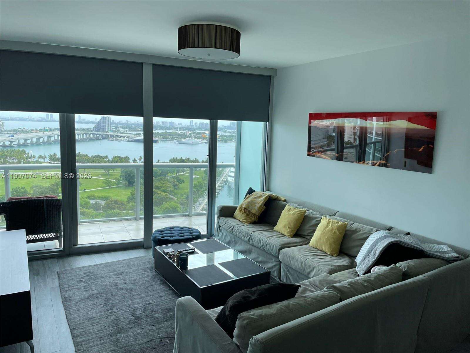 Marina Blue at 888 Biscayne Blvd, Miami, FL 33132 - For Rent photo 15