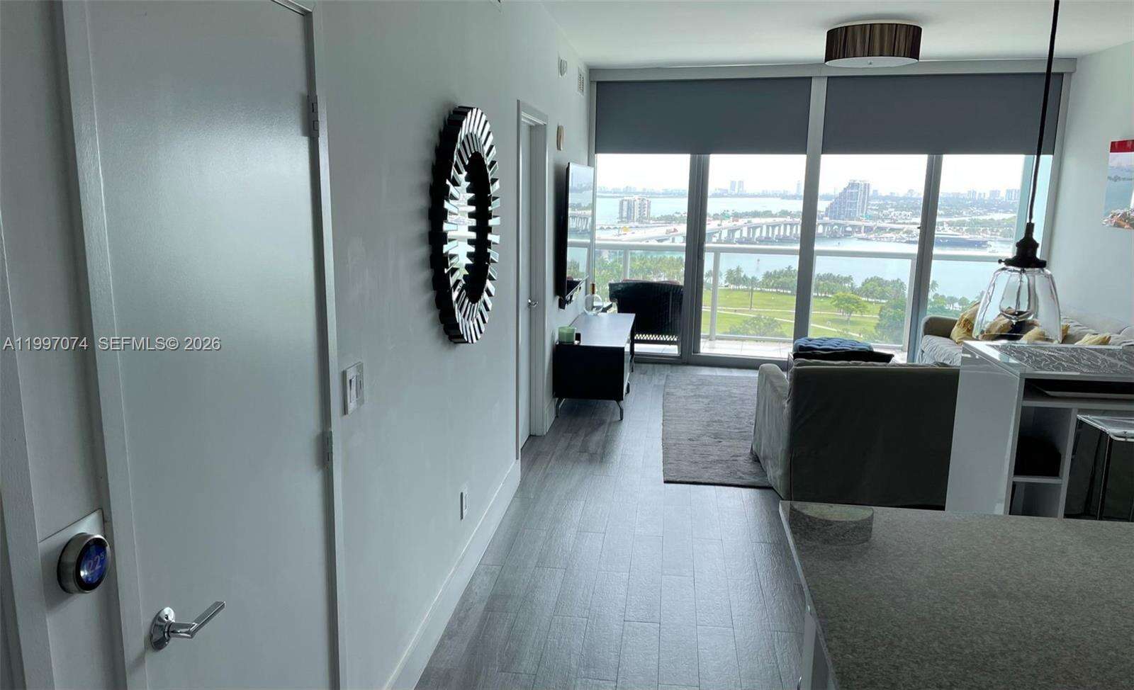 Marina Blue at 888 Biscayne Blvd, Miami, FL 33132 - For Rent photo 18