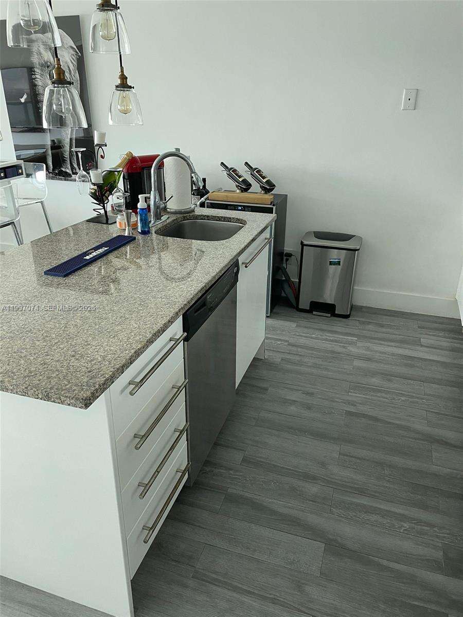 Marina Blue at 888 Biscayne Blvd, Miami, FL 33132 - For Rent photo 21