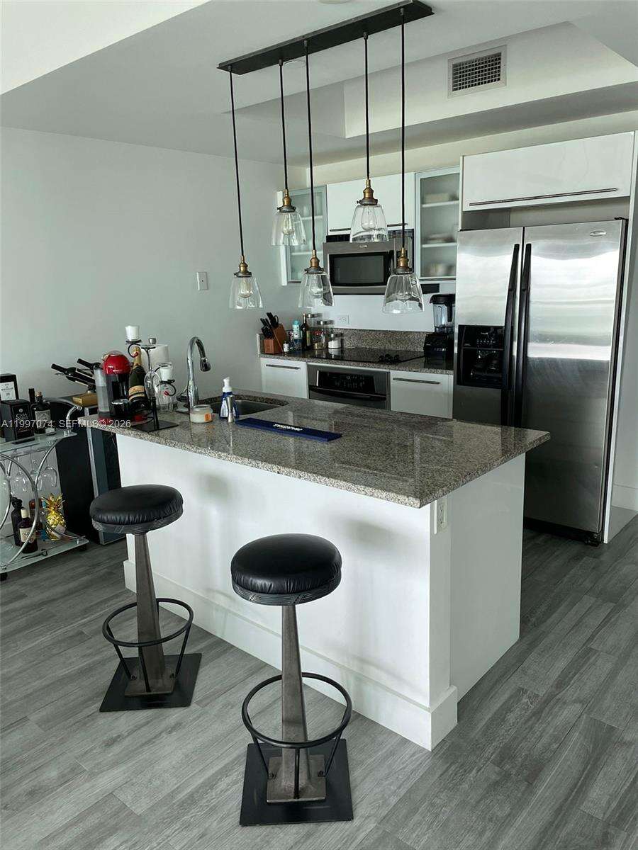 Marina Blue at 888 Biscayne Blvd, Miami, FL 33132 - For Rent photo 22