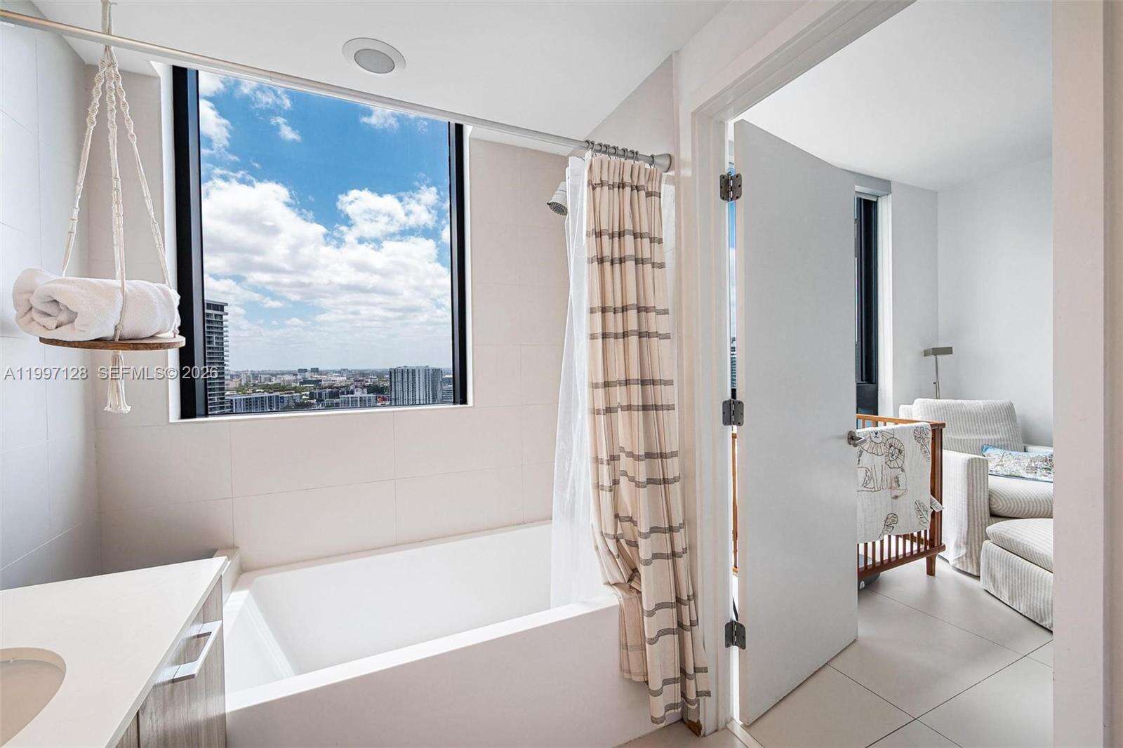 Paraiso Bayviews at 501 31 St, Miami, FL 33137 - For Rent photo 16