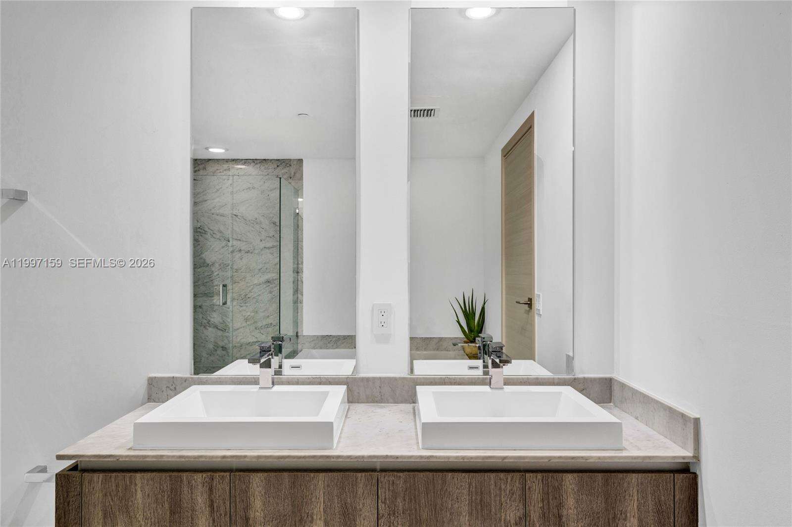 Sls Lux at 801 Miami Ave, Miami, FL 33130 - For Rent photo 24