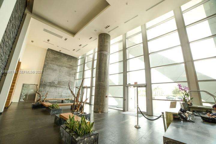 Marina Blue at 888 Biscayne Blvd, Miami, FL 33132 - For Rent photo 8