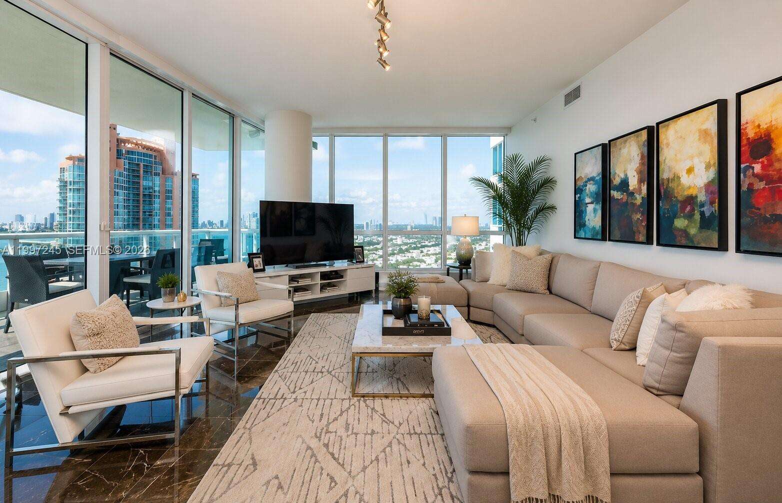 Continuum South Tower at 100 Pointe Dr, Miami Beach, FL 33139 - For Rent photo 4