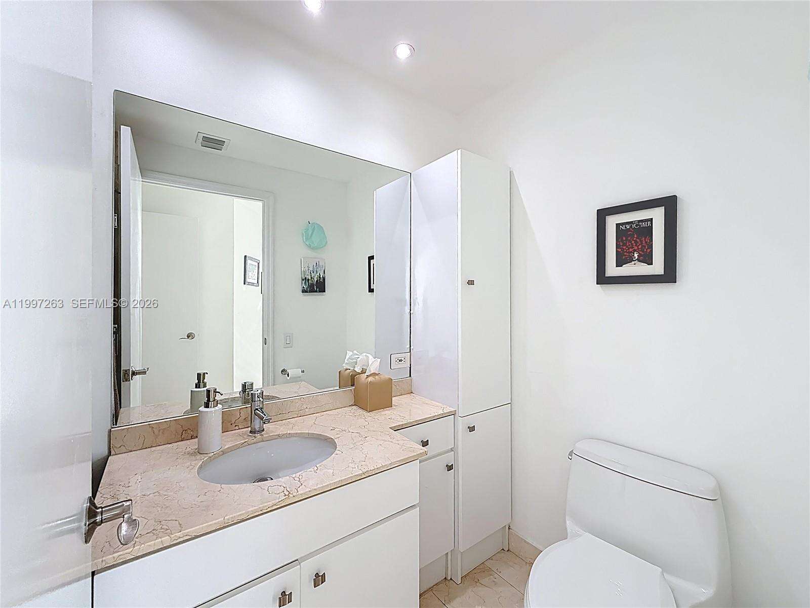 Two Tequesta Point at 808 Brickell Key Dr, Miami, FL 33131 - For Rent photo 13