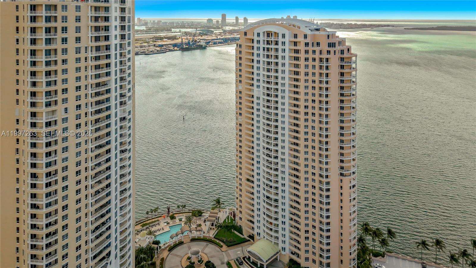 Two Tequesta Point at 808 Brickell Key Dr, Miami, FL 33131 - For Rent photo 5