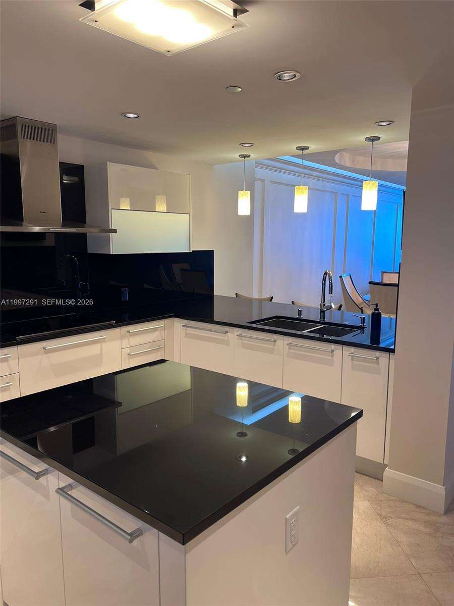 Jade Ocean at 17121 Collins Ave, Sunny Isles Beach, FL 33160 - For Rent photo 13