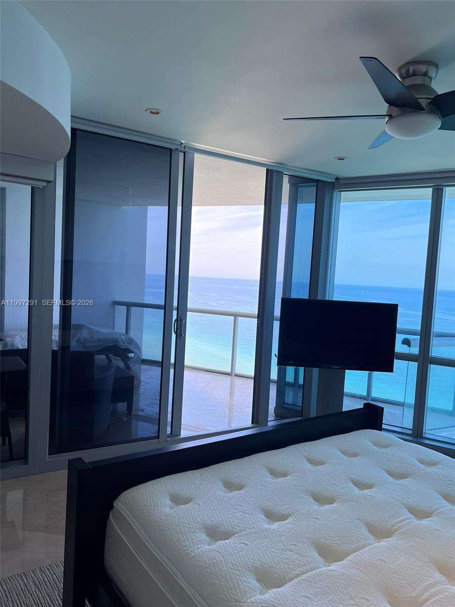 Jade Ocean at 17121 Collins Ave, Sunny Isles Beach, FL 33160 - For Rent photo 10