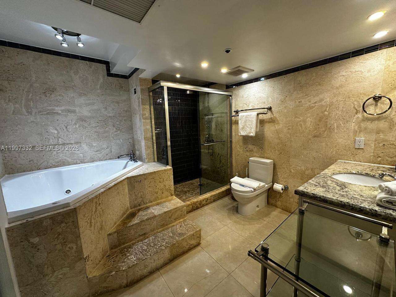 The Alexander at 5225 Collins Ave, Miami Beach, FL 33140 - For Rent photo 7