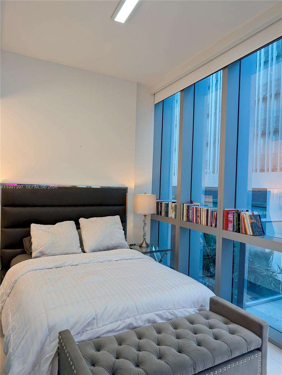 Paramount Miami Worldcenter at 851 NE 1 Ave, Miami, FL 33132 - For Rent photo 19