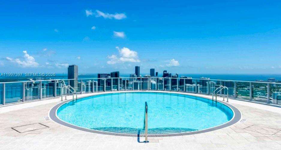 Paramount Miami Worldcenter at 851 NE 1 Ave, Miami, FL 33132 - For Rent photo 3