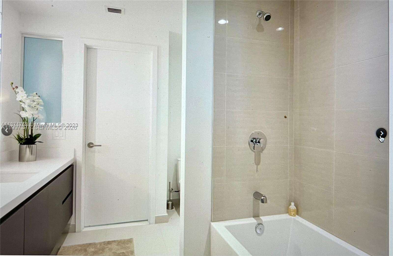 Paramount Miami Worldcenter at 851 NE 1 Ave, Miami, FL 33132 - For Rent photo 21