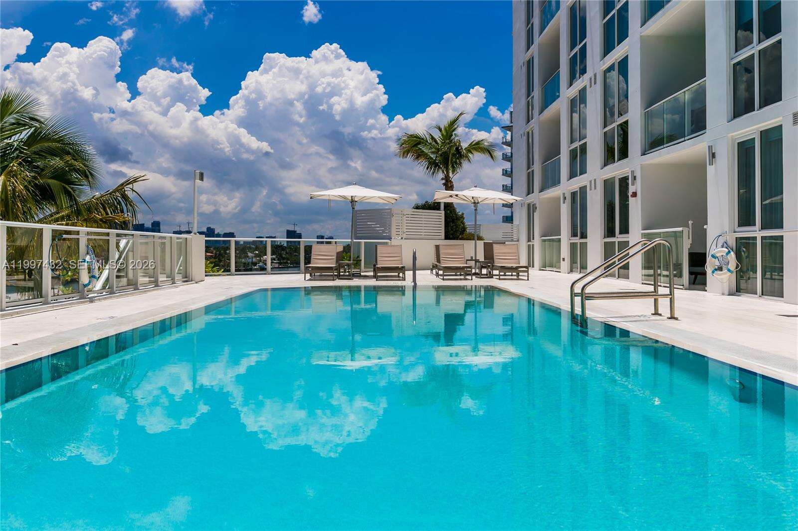 Tiffany House at 401 Birch Rd, Fort Lauderdale, FL 33304 - For Rent photo 12