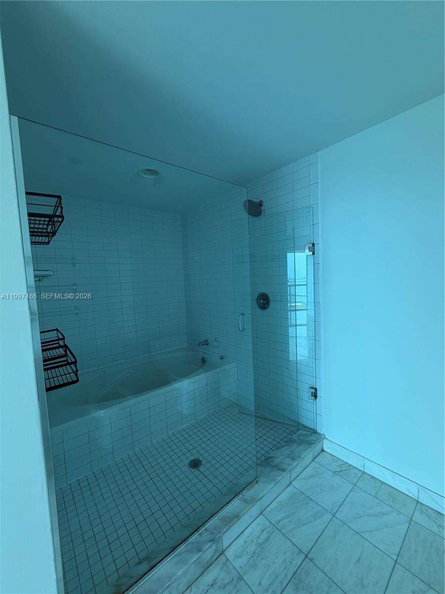 Marina Blue at 888 Biscayne Blvd, Miami, FL 33132 - For Rent photo 11