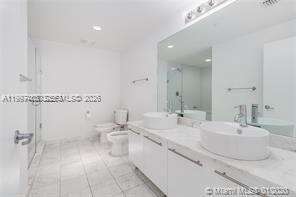 Marina Blue at 888 Biscayne Blvd, Miami, FL 33132 - For Rent photo 12
