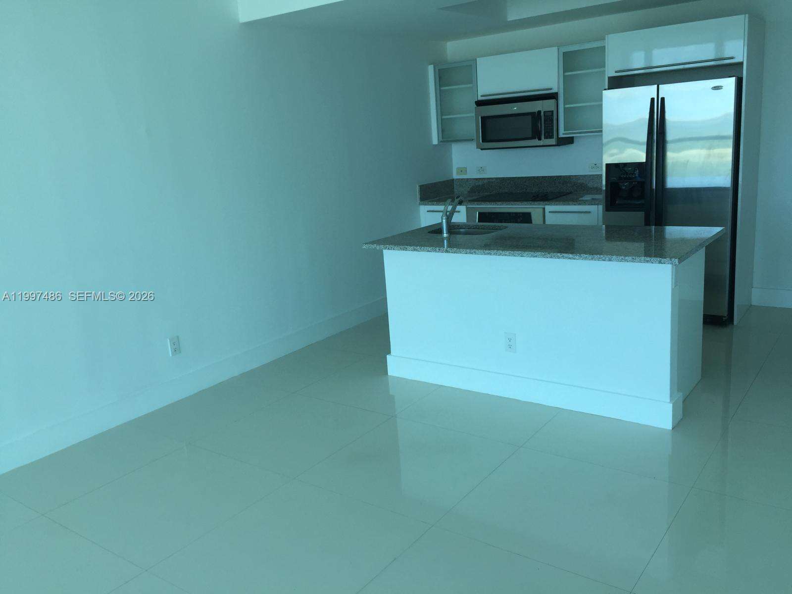 Marina Blue at 888 Biscayne Blvd, Miami, FL 33132 - For Rent photo 4