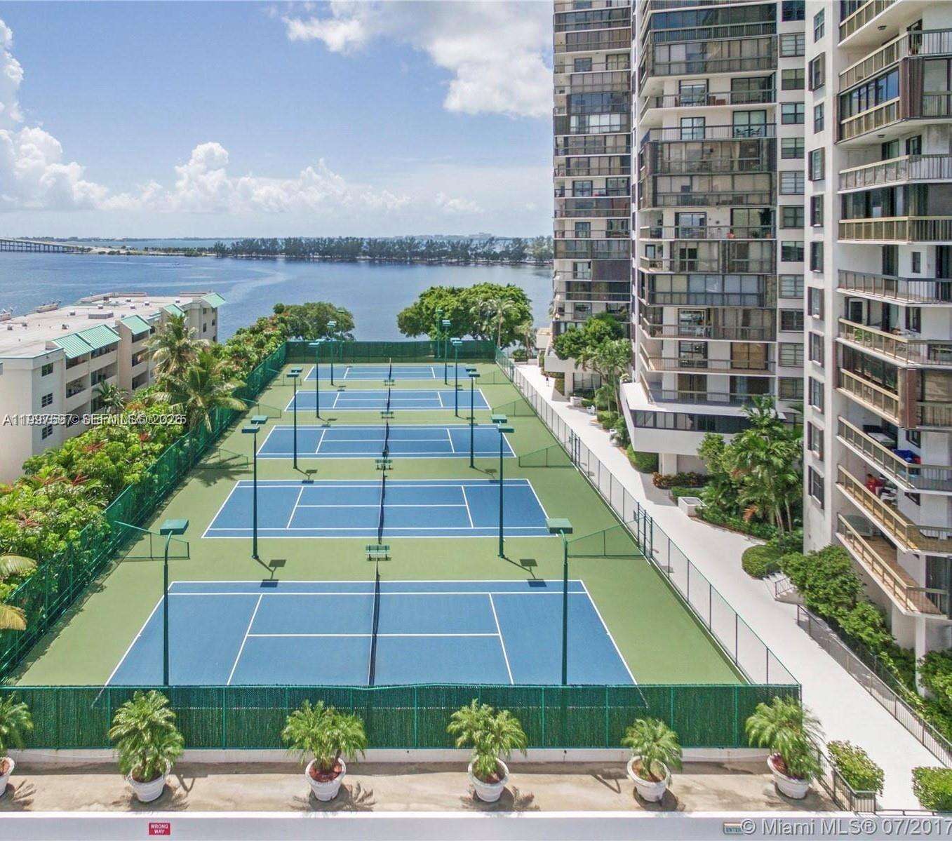 Brickell Bay Club at 2333 Brickell Ave, Miami, FL 33129 - For Rent photo 36