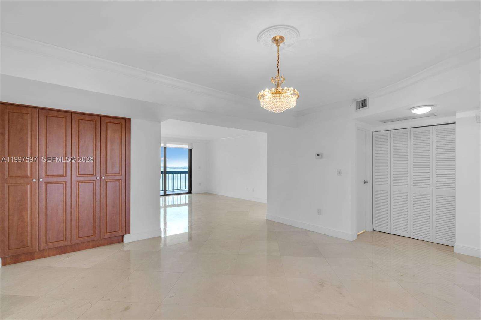 Brickell Bay Club at 2333 Brickell Ave, Miami, FL 33129 - For Rent photo 8