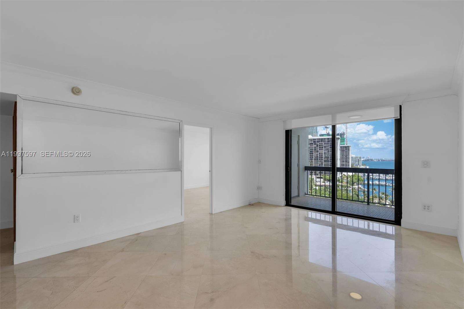 Brickell Bay Club at 2333 Brickell Ave, Miami, FL 33129 - For Rent photo 10