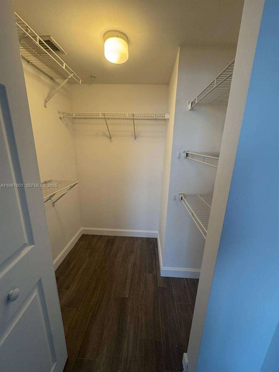 The Mark On Brickell at 1155 Brickell Bay Dr, Miami, FL 33131 - For Rent photo 26