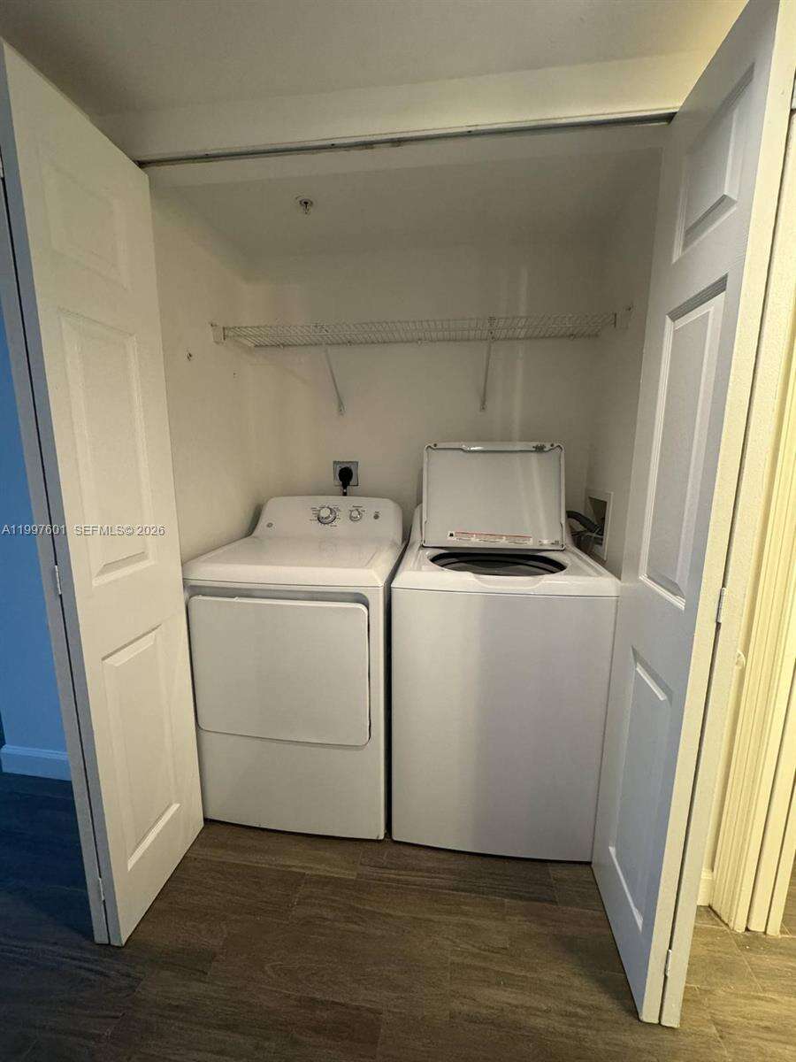 The Mark On Brickell at 1155 Brickell Bay Dr, Miami, FL 33131 - For Rent photo 28