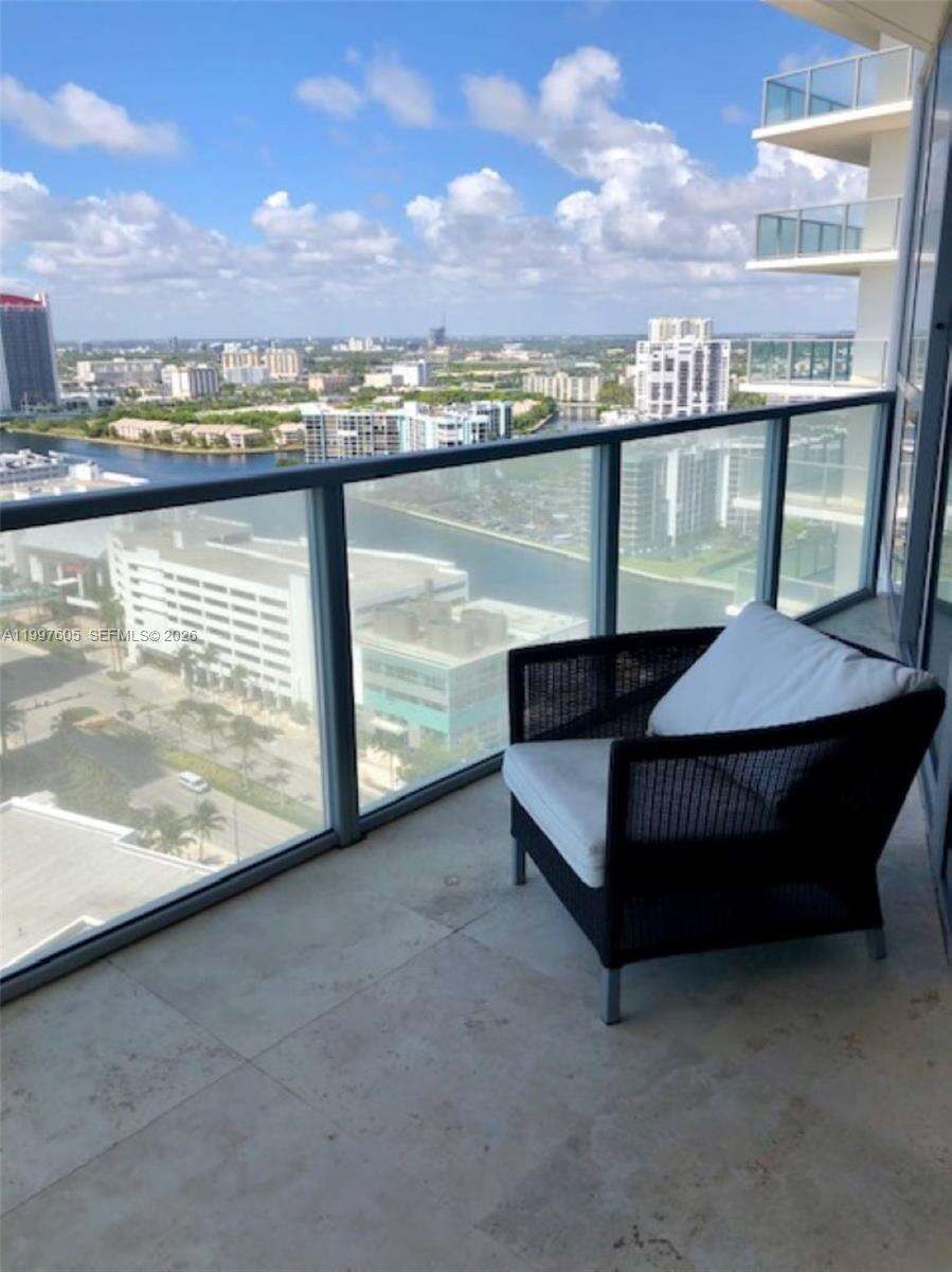 Ocean Palms at 3101 Ocean Dr, Hollywood, FL 33019 - For Rent photo 16