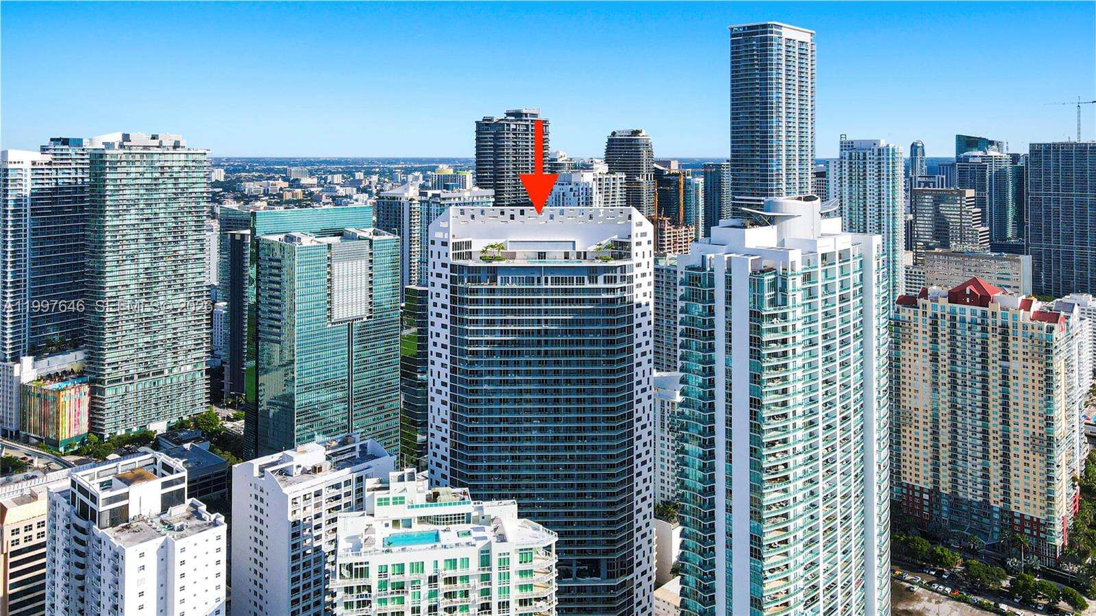 Brickell House at 1300 Brickell Bay Dr, Miami, FL 33131 - For Rent photo 28