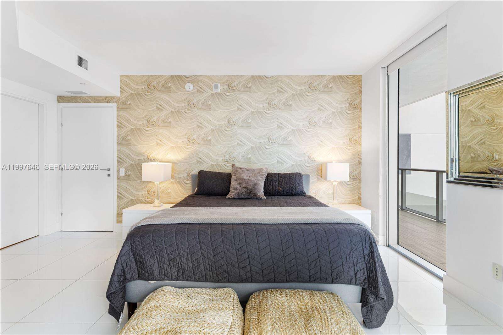 Brickell House at 1300 Brickell Bay Dr, Miami, FL 33131 - For Rent photo 5