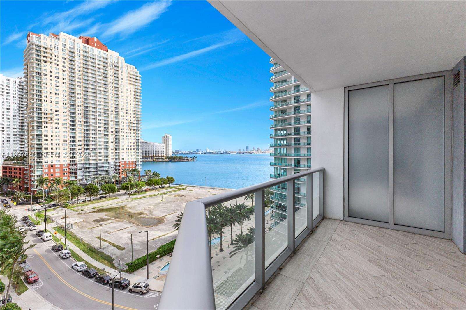 Brickell House at 1300 Brickell Bay Dr, Miami, FL 33131 - For Rent photo 7