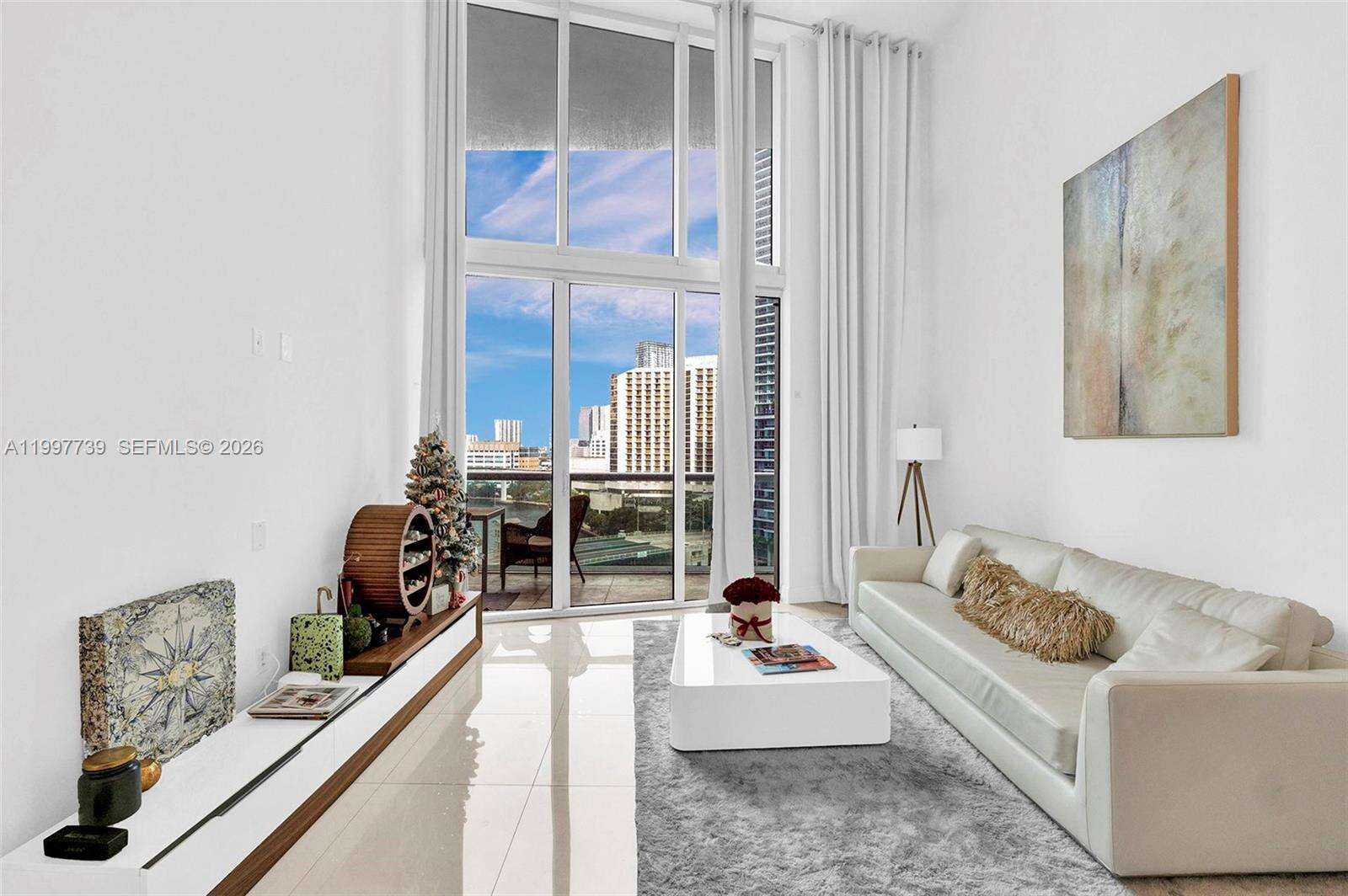 Icon Brickell 1 at 465 Brickell Ave, Miami, FL 33131 - For Rent photo 2