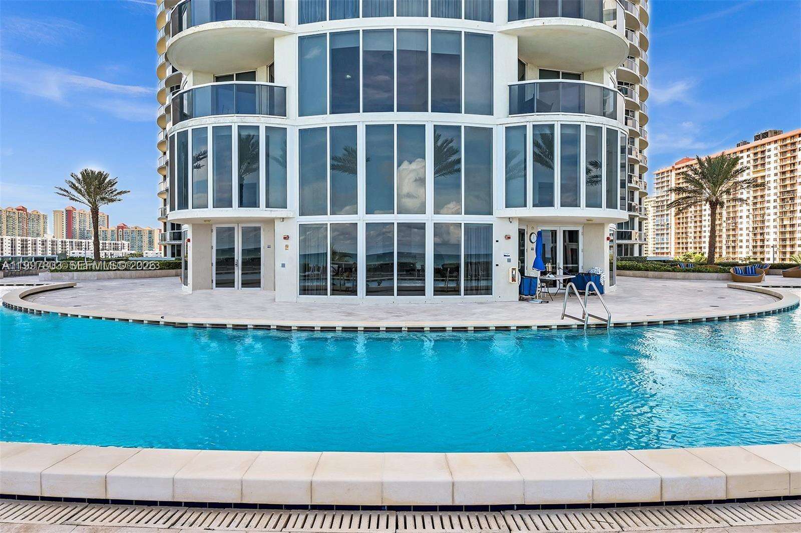 Ocean Four at 17201 Collins Ave, Sunny Isles Beach, FL 33160 - For Rent photo 2