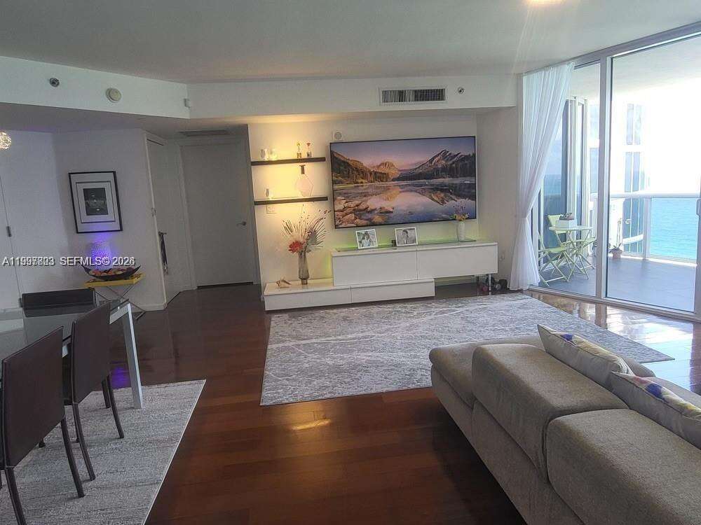 Ocean Four at 17201 Collins Ave, Sunny Isles Beach, FL 33160 - For Rent photo 11