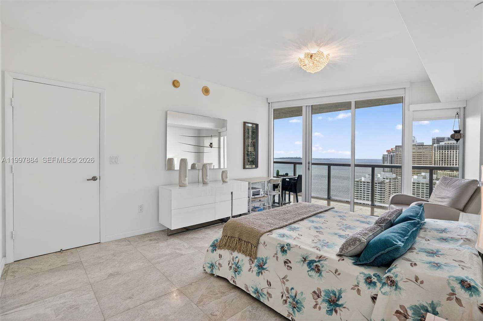 Icon Brickell 2 at 495 Brickell Ave, Miami, FL 33131 - For Rent photo 12