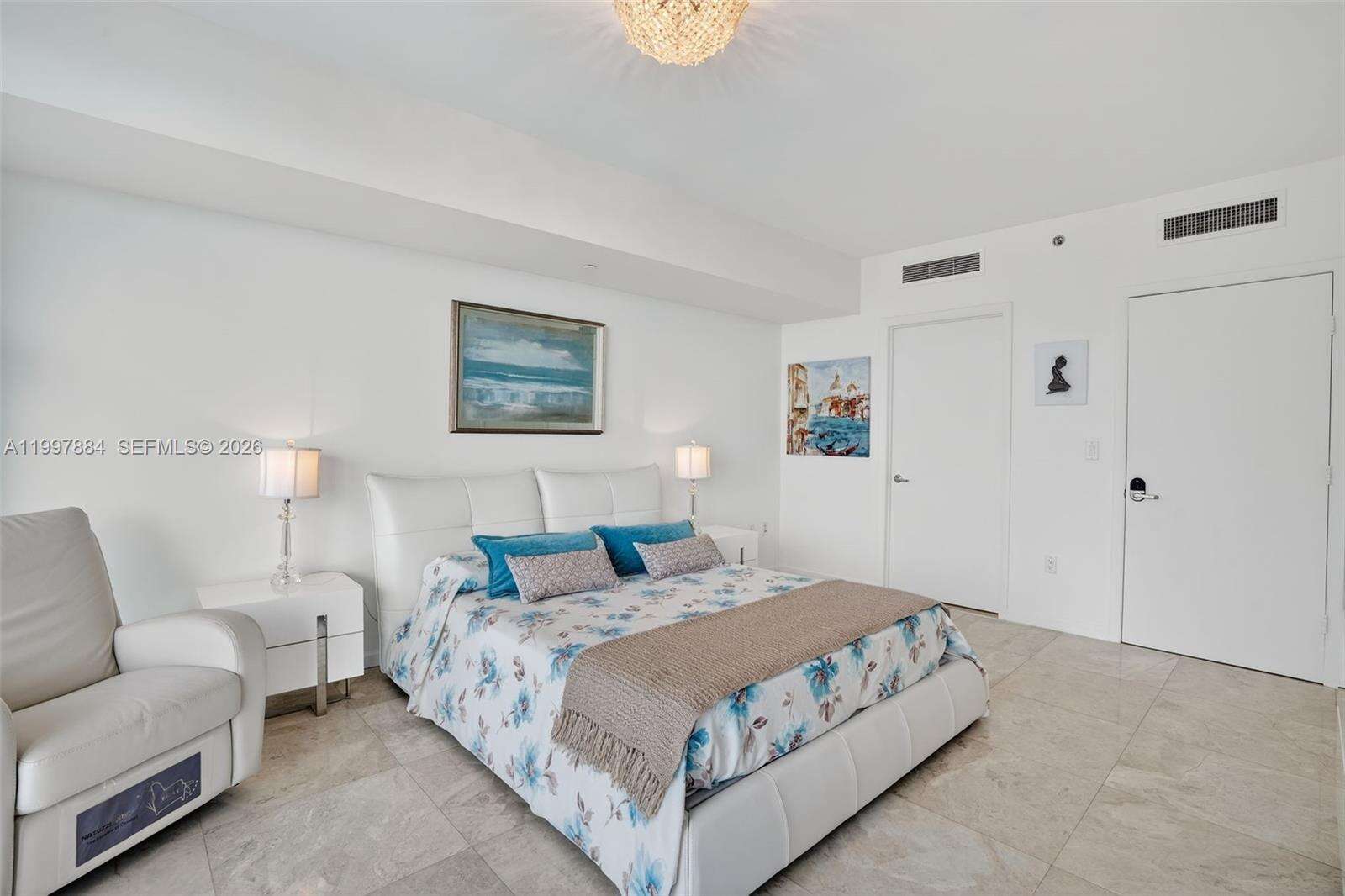 Icon Brickell 2 at 495 Brickell Ave, Miami, FL 33131 - For Rent photo 14