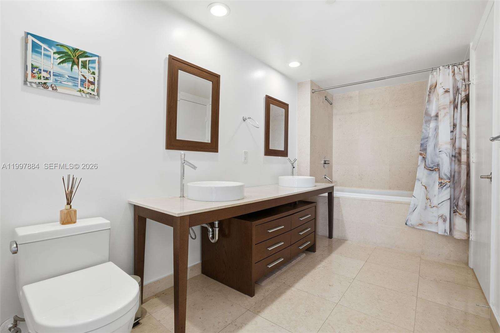 Icon Brickell 2 at 495 Brickell Ave, Miami, FL 33131 - For Rent photo 17
