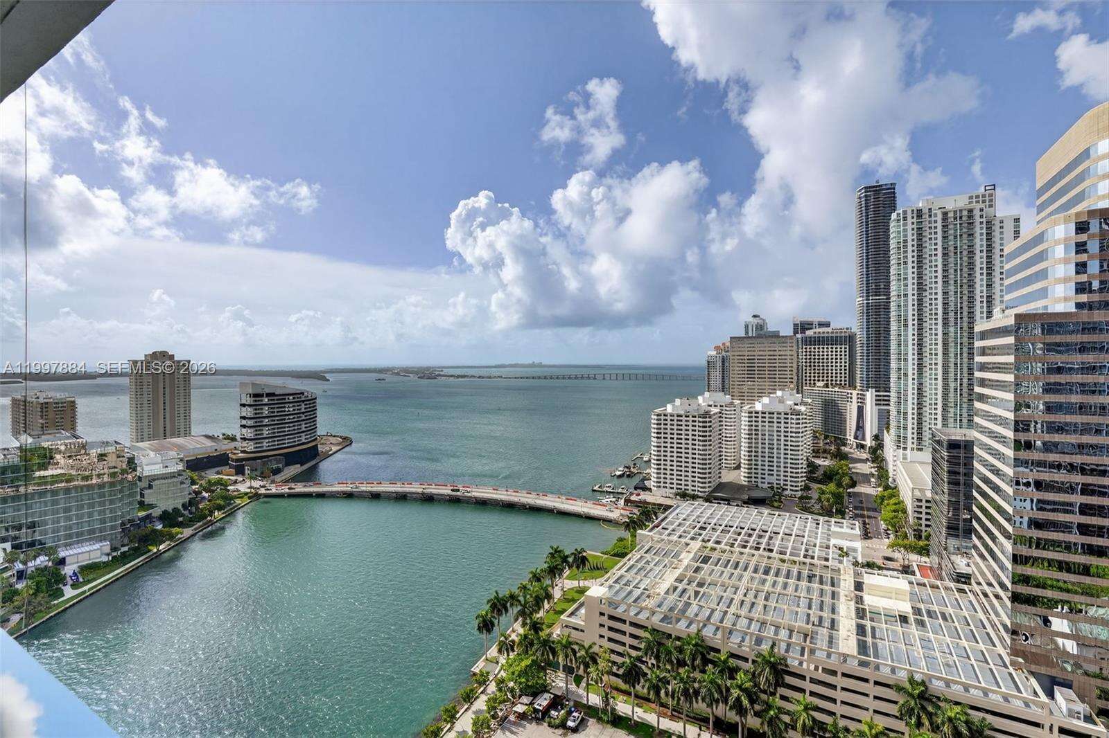 Icon Brickell 2 at 495 Brickell Ave, Miami, FL 33131 - For Rent photo 21