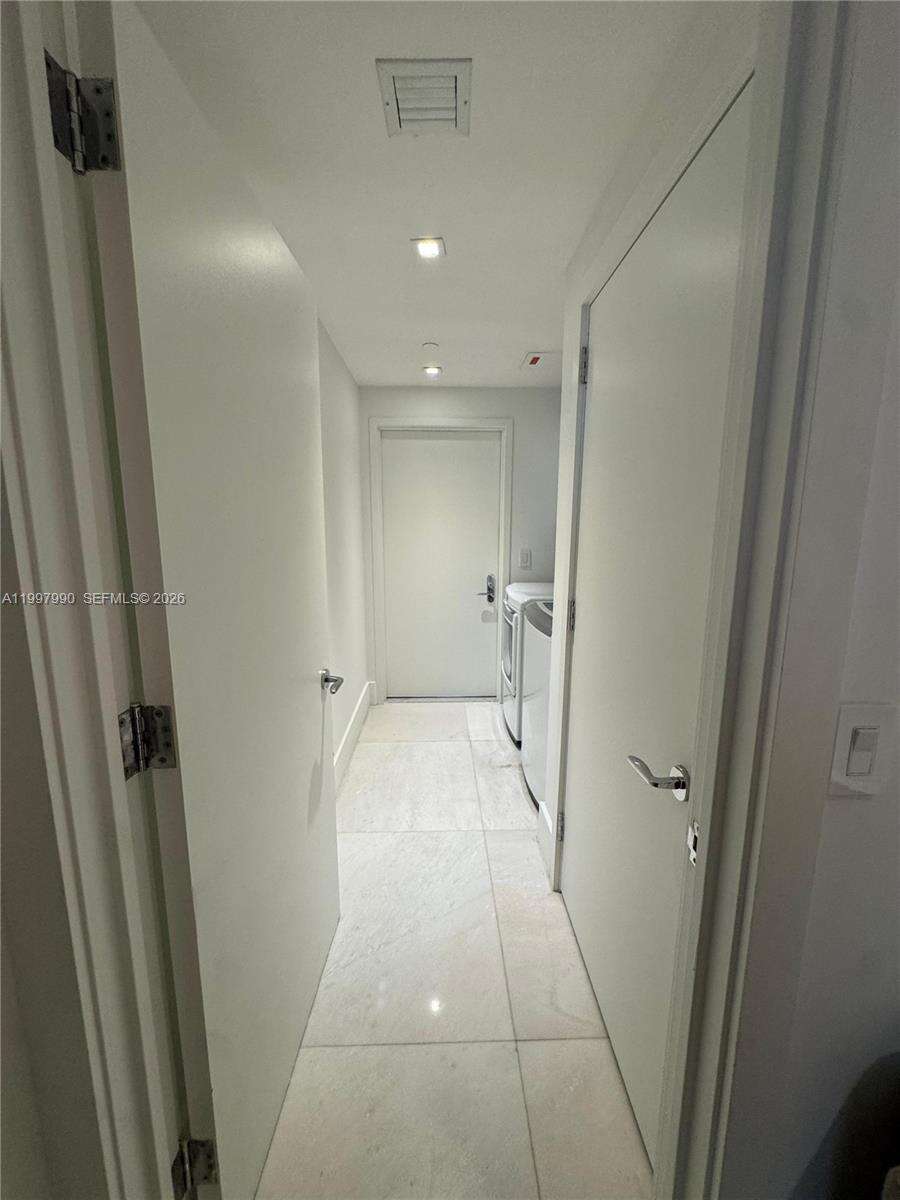 Jade Ocean at 17121 Collins Ave, Sunny Isles Beach, FL 33160 - For Rent photo 24