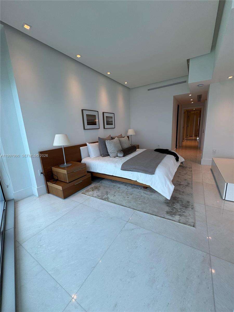Jade Ocean at 17121 Collins Ave, Sunny Isles Beach, FL 33160 - For Rent photo 27