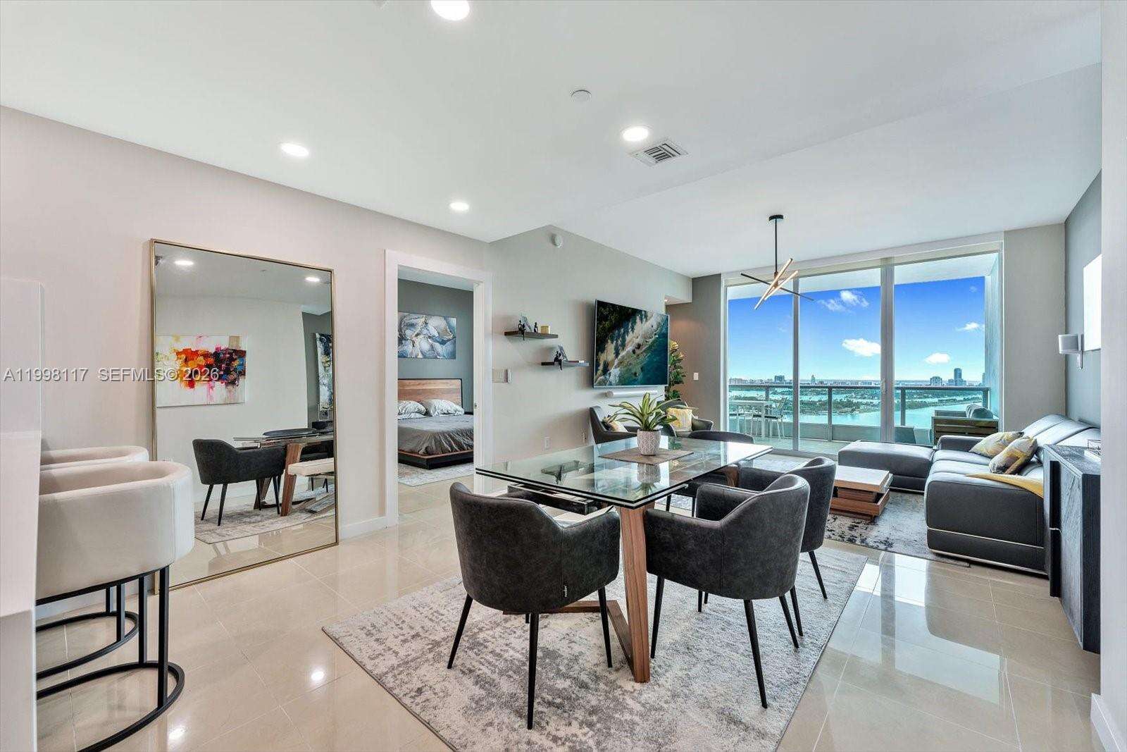 900 Biscayne at 900 Biscayne Blvd, Miami, FL 33132 - For Rent photo 3
