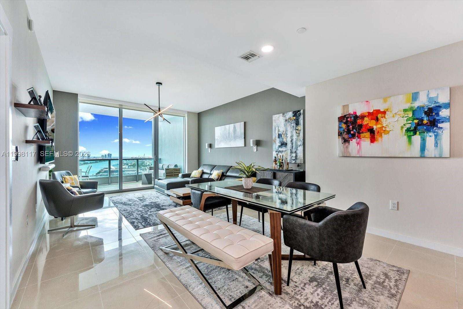 900 Biscayne at 900 Biscayne Blvd, Miami, FL 33132 - For Rent photo 4