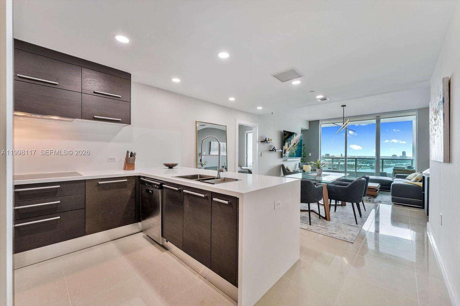 900 Biscayne at 900 Biscayne Blvd, Miami, FL 33132 - For Rent photo 8