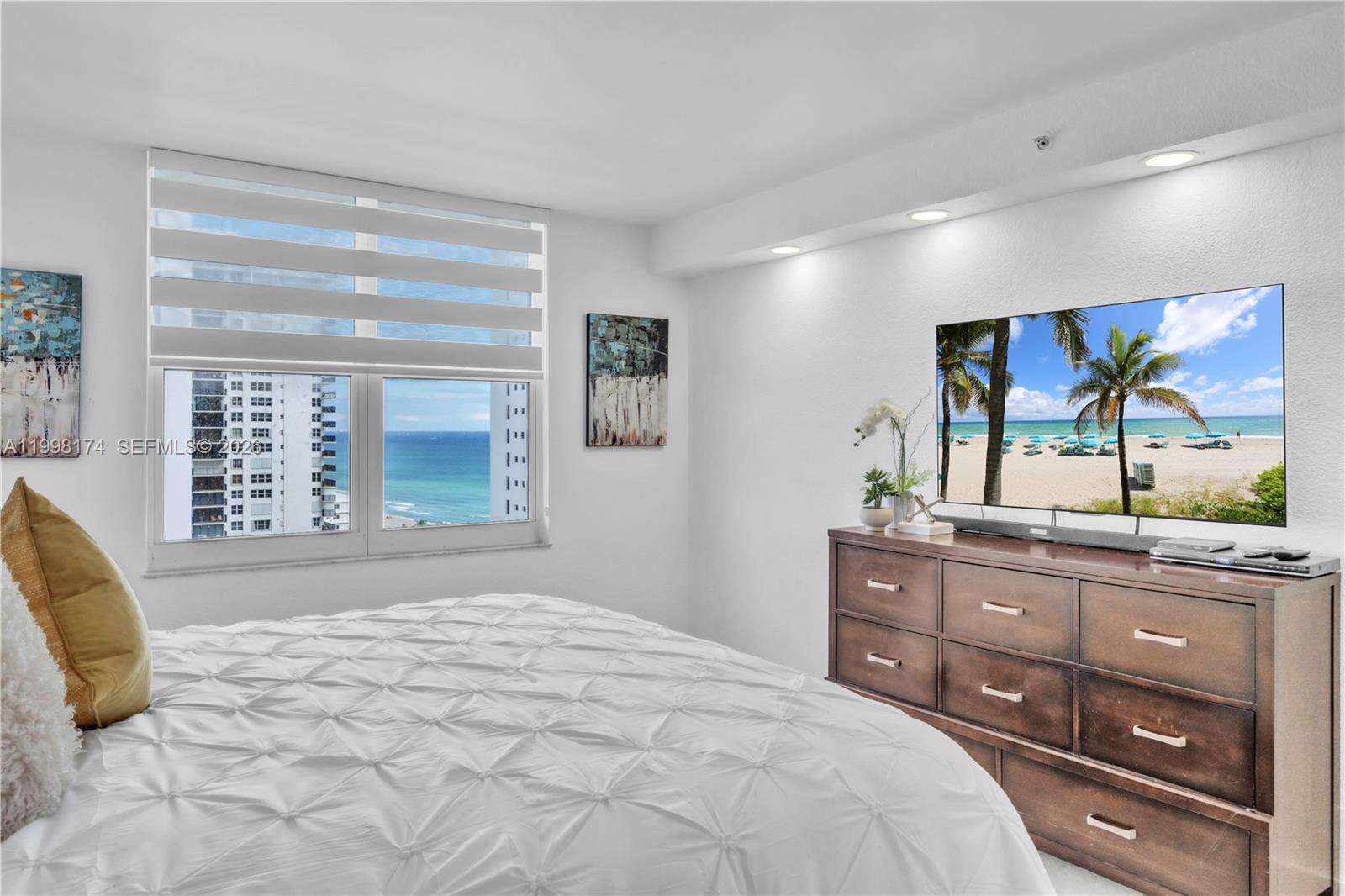 The Wave at 2501 Ocean Dr, Hollywood, FL 33019 - For Rent photo 22