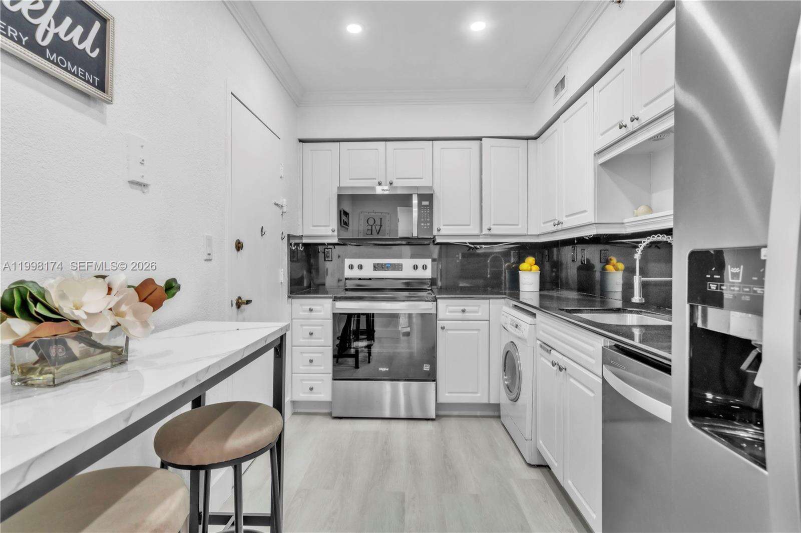 The Wave at 2501 Ocean Dr, Hollywood, FL 33019 - For Rent photo 8