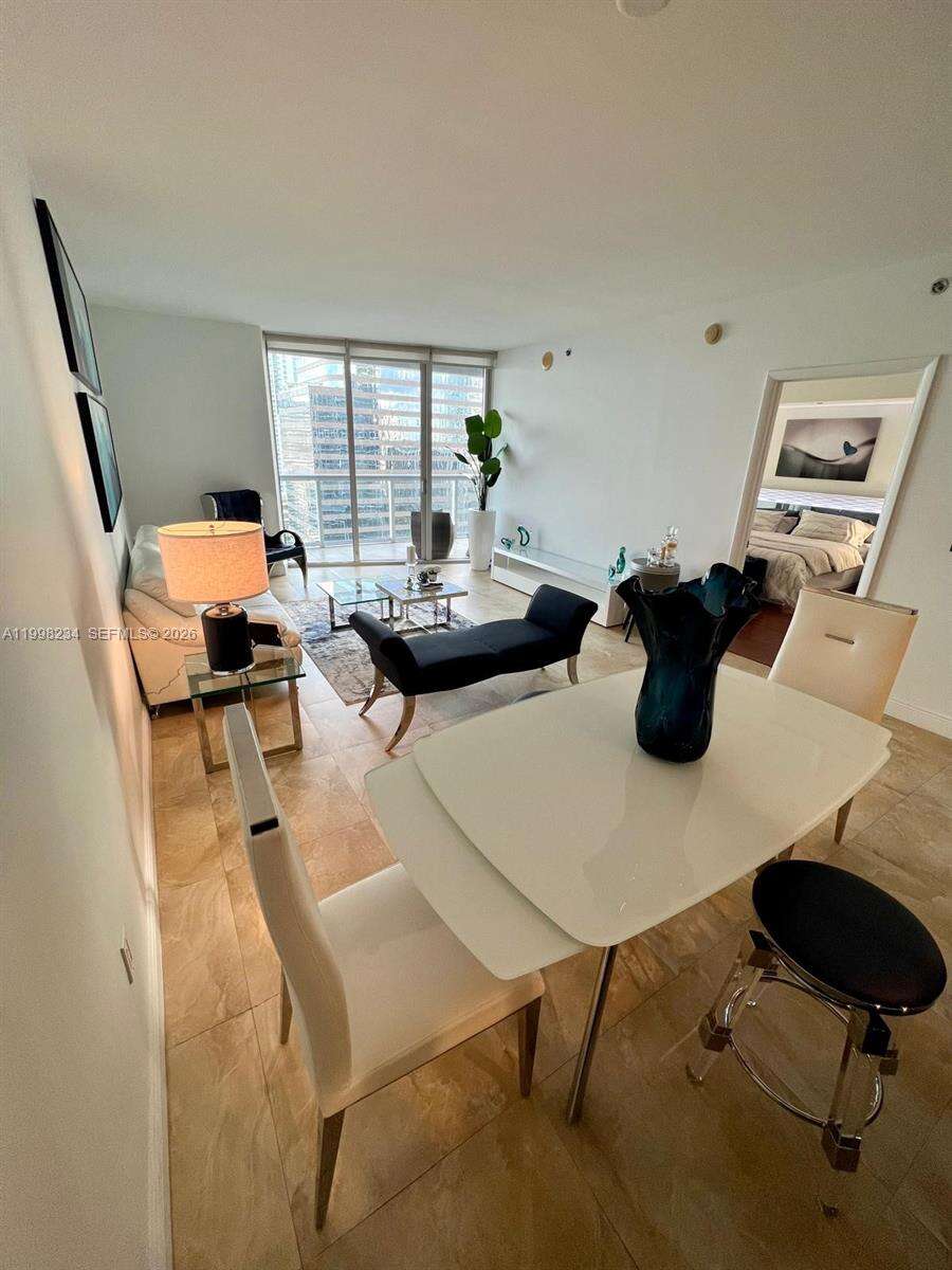 Icon Brickell 2 at 495 Brickell Ave, Miami, FL 33131 - For Rent photo 14