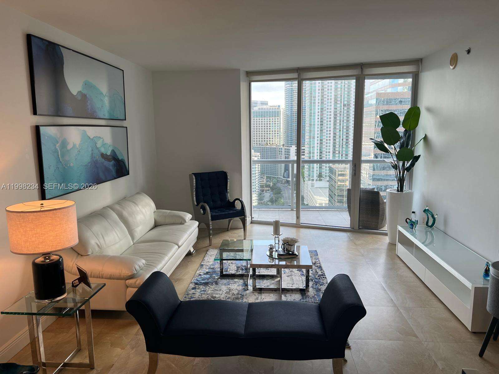 Icon Brickell 2 at 495 Brickell Ave, Miami, FL 33131 - For Rent photo 10
