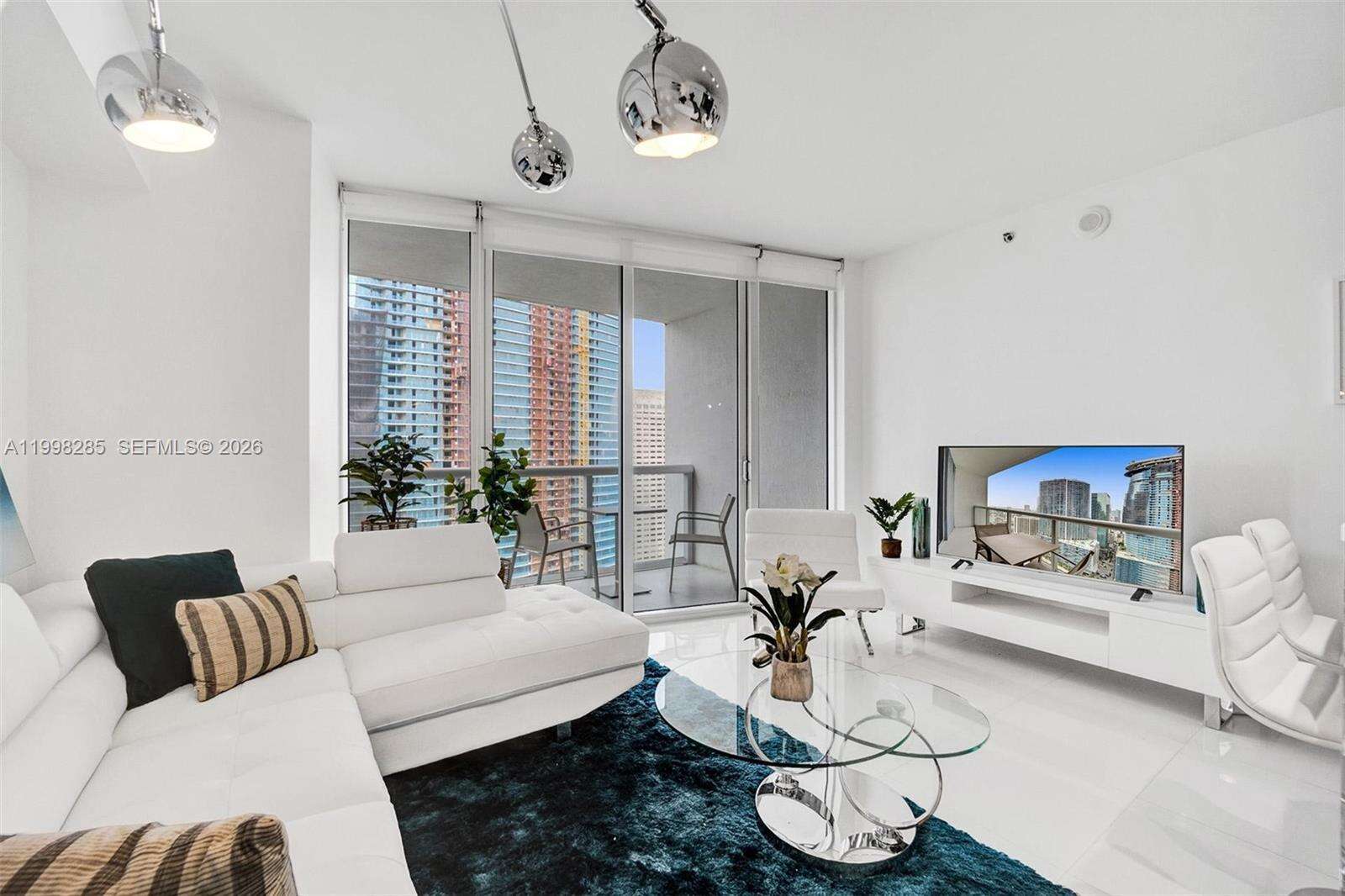 Icon Brickell 1 at 475 Brickell Ave, Miami, FL 33131 - For Rent photo 1
