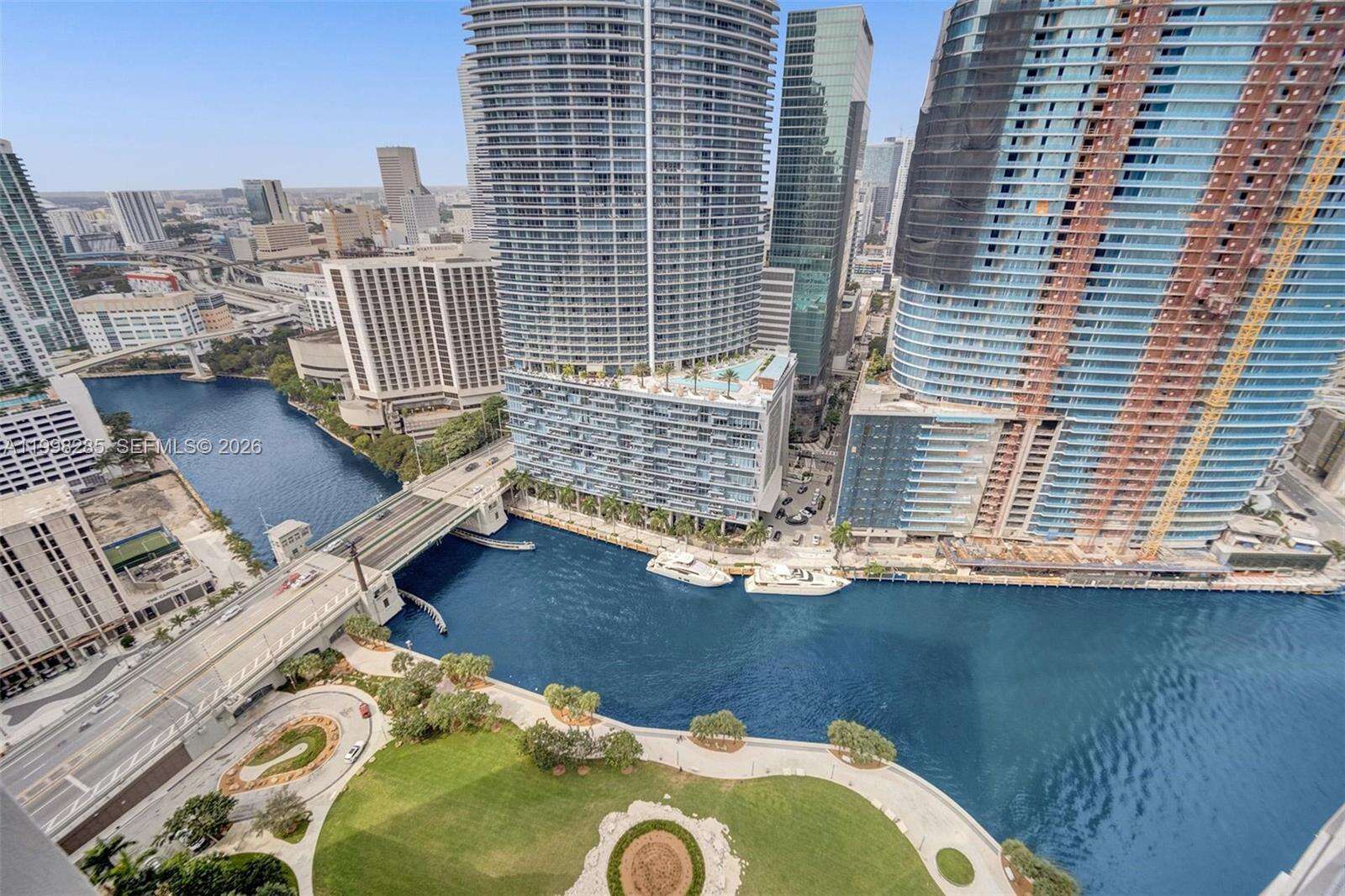 Icon Brickell 1 at 475 Brickell Ave, Miami, FL 33131 - For Rent photo 16