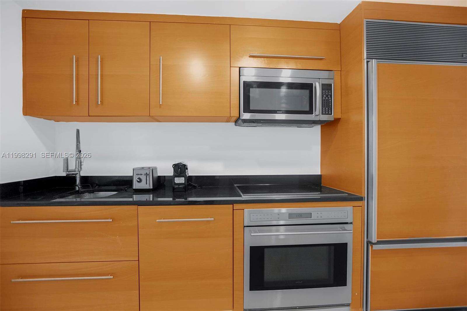 Icon Brickell 1 at 475 Brickell Ave, Miami, FL 33131 - For Rent photo 11