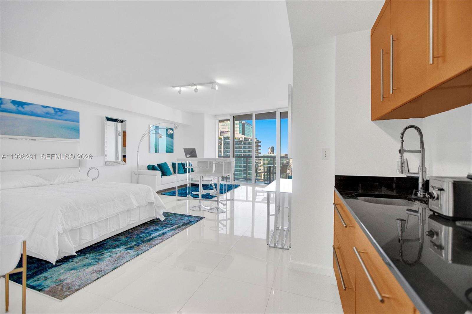 Icon Brickell 1 at 475 Brickell Ave, Miami, FL 33131 - For Rent photo 10