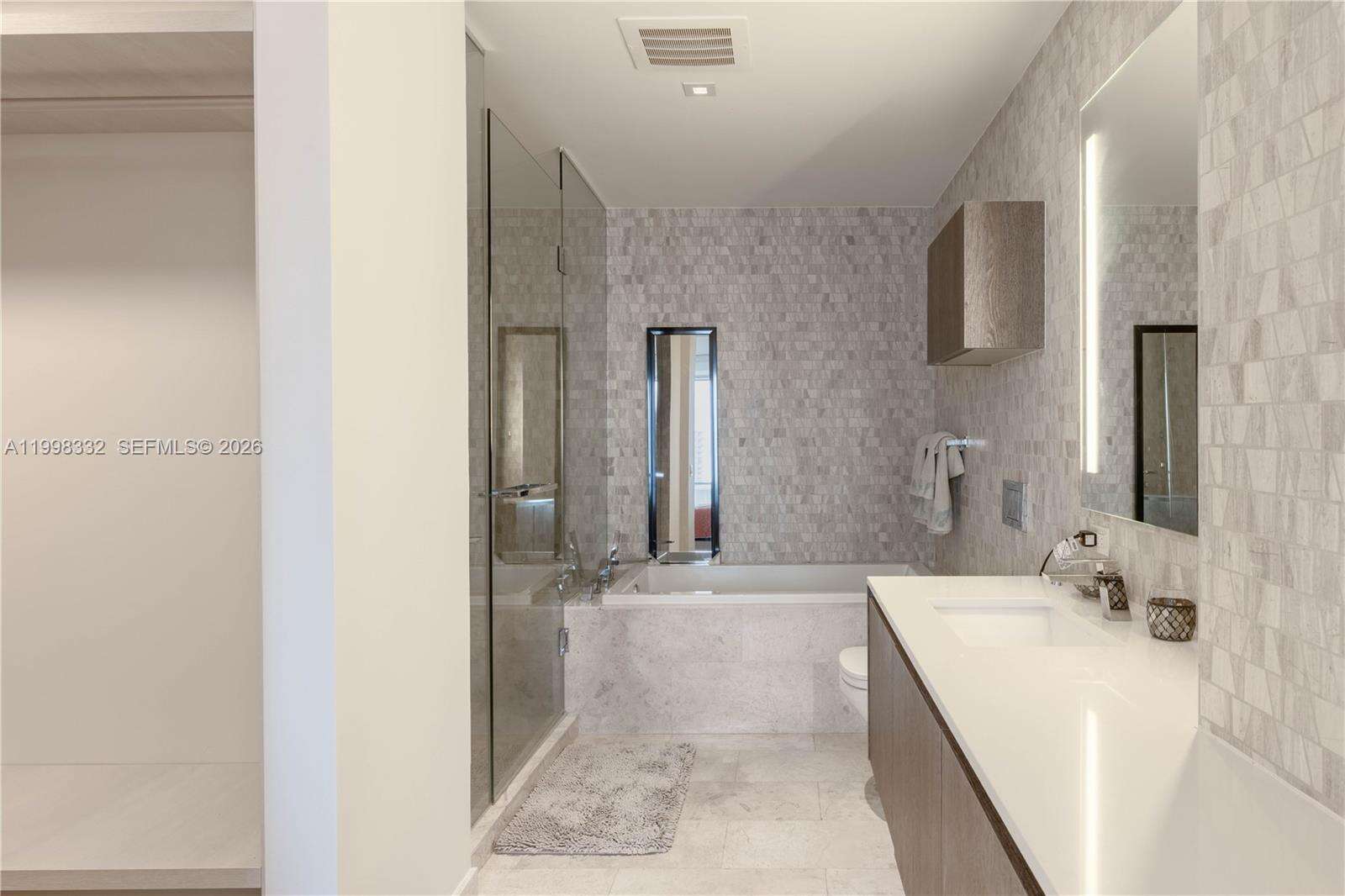 Reach Brickell at 68 6 St, Miami, FL 33131 - For Rent photo 11